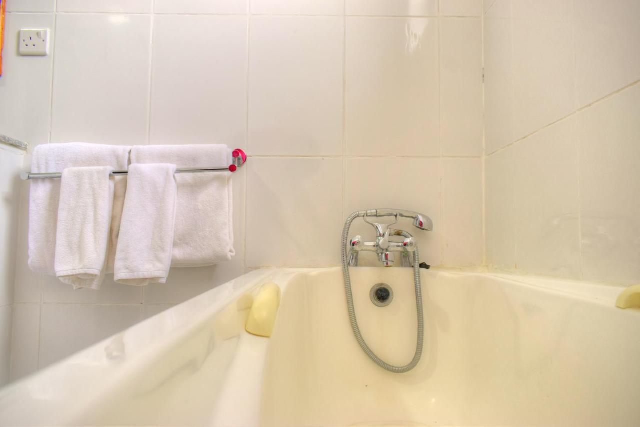 Peaks Hotel Нанюки Екстериор снимка