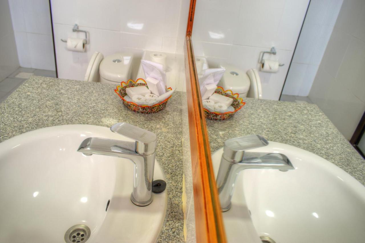 Peaks Hotel Нанюки Екстериор снимка